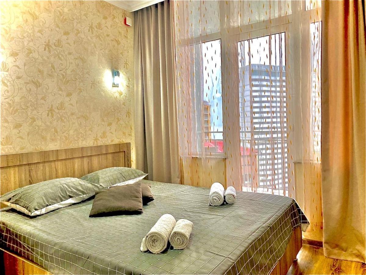Apartment Black Sea Side バトゥーミ エクステリア 写真