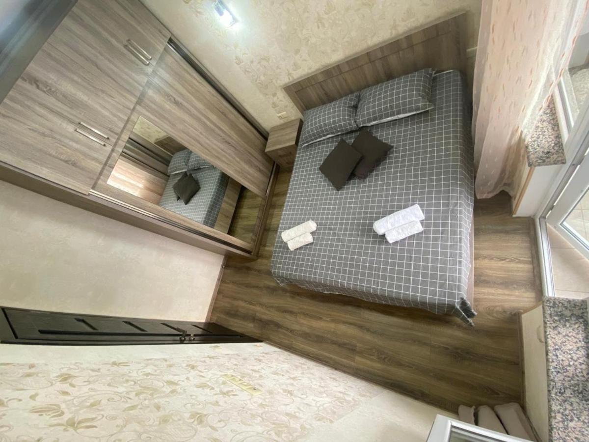 Apartment Black Sea Side バトゥーミ エクステリア 写真